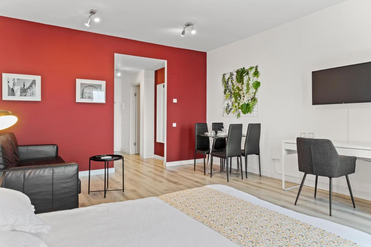 Aquarius: Upscale Flat In The Heart Of Bucharest! Daire Dış mekan fotoğraf